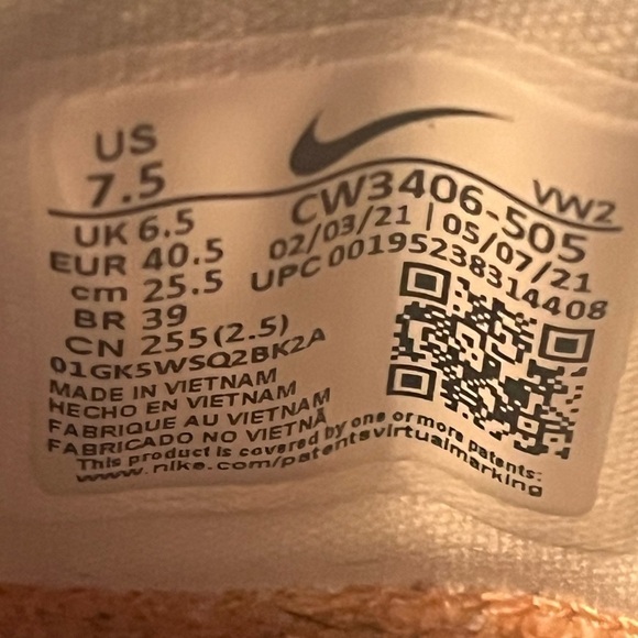 Nike Renew Elevate Space Jam Sz 7.5 CW3406-505 Sneakers White/Black - Picture 8 of 8